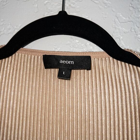 New Aeom Metallic Drape Neckline Ribbed Jumpsuit Size Large - Picture 4 of 8